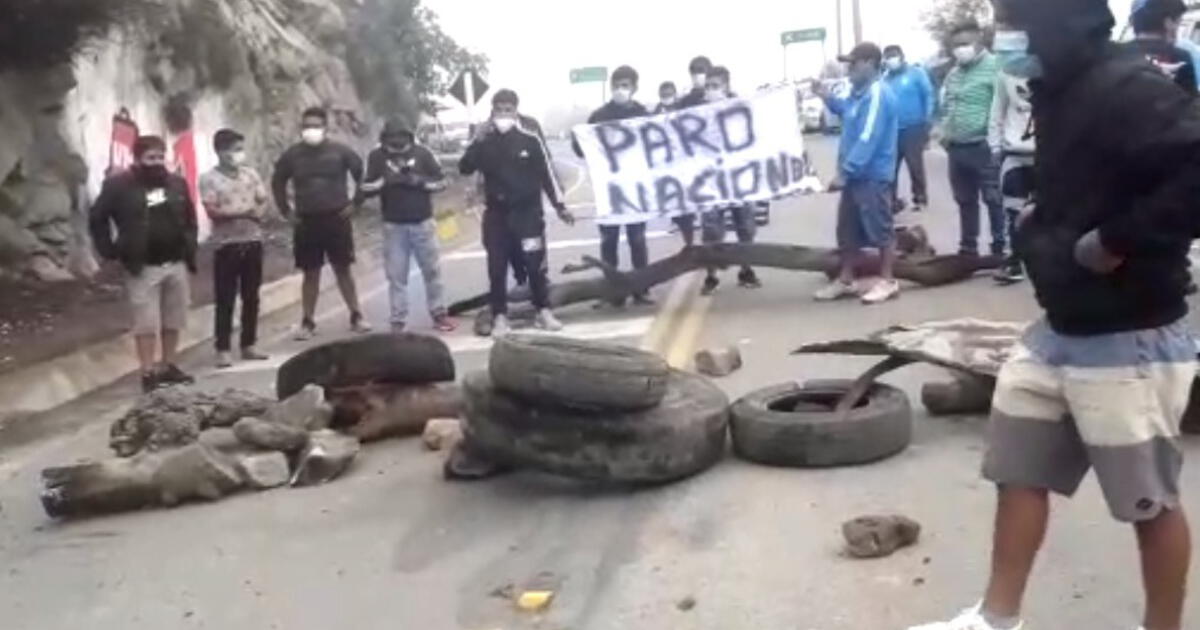 Transportistas Bloquean Carretera Hacia Sierra De La Libertad Lrnd