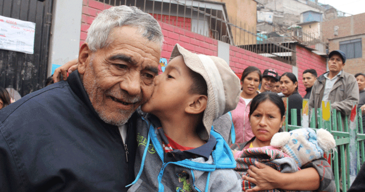 Día del Padre Usuarios de Pensión 65 de más de 100 años revelan