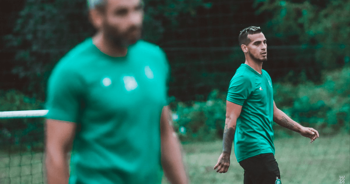 seleccion peruana problemas para Miguel Trauco Saint Etienne fichó a