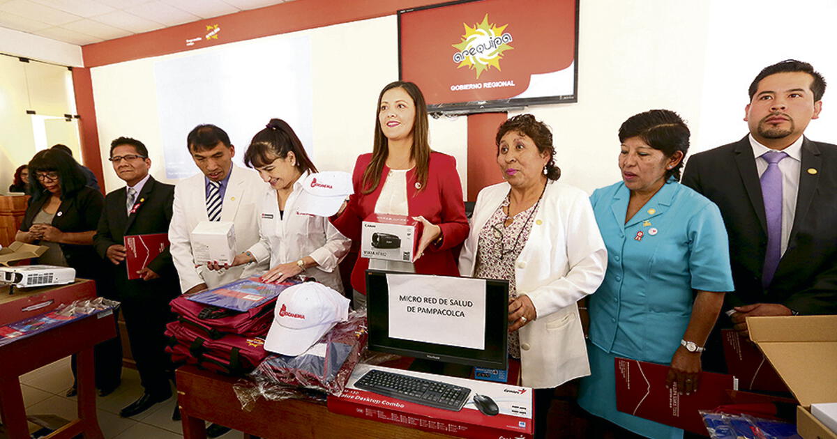 Arequipa Gobierno Regional Premia A Distritos Que Redujeron Anemia