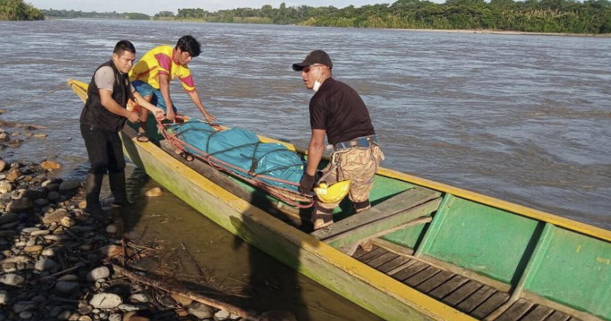 Puno Naufragio De Canoa Deja Al Momento Muertos Y Desaparecidos