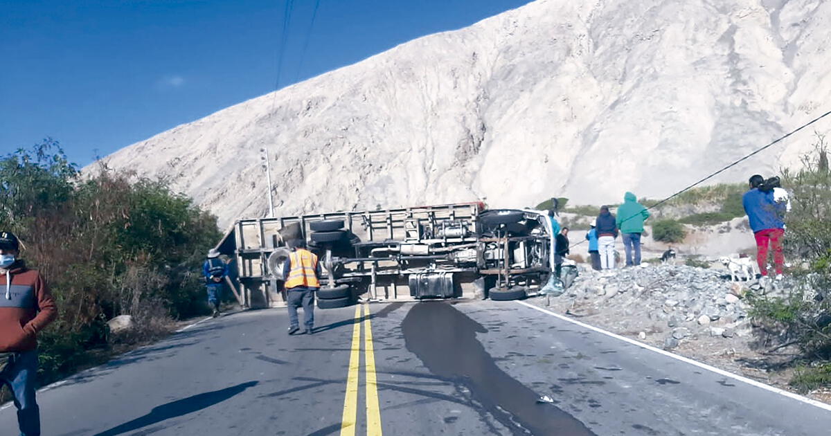 Arequipa Heridos Y Un Muerto En Despiste De Cami N En Aplao Lrsd