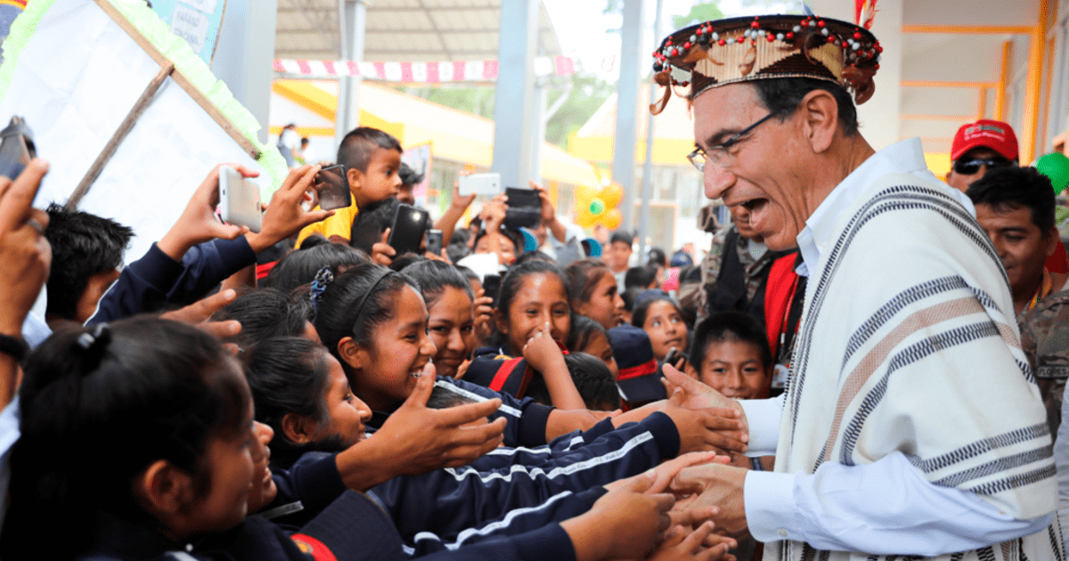 Encuesta IEP El 56 Cree Que Martin Vizcarra Es Querido Y Respetado