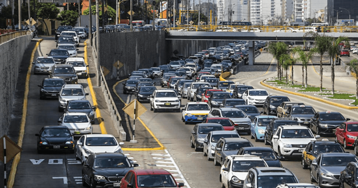 Usuarios Se Quejan Por Congesti N Vehicular En Varios Puntos De Lima