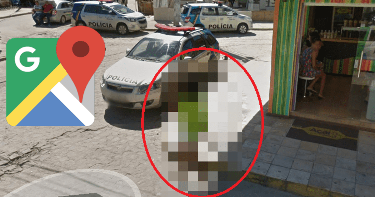 Google Maps Capta A Mujer Caminando Con Brasier En Mano Frente A La