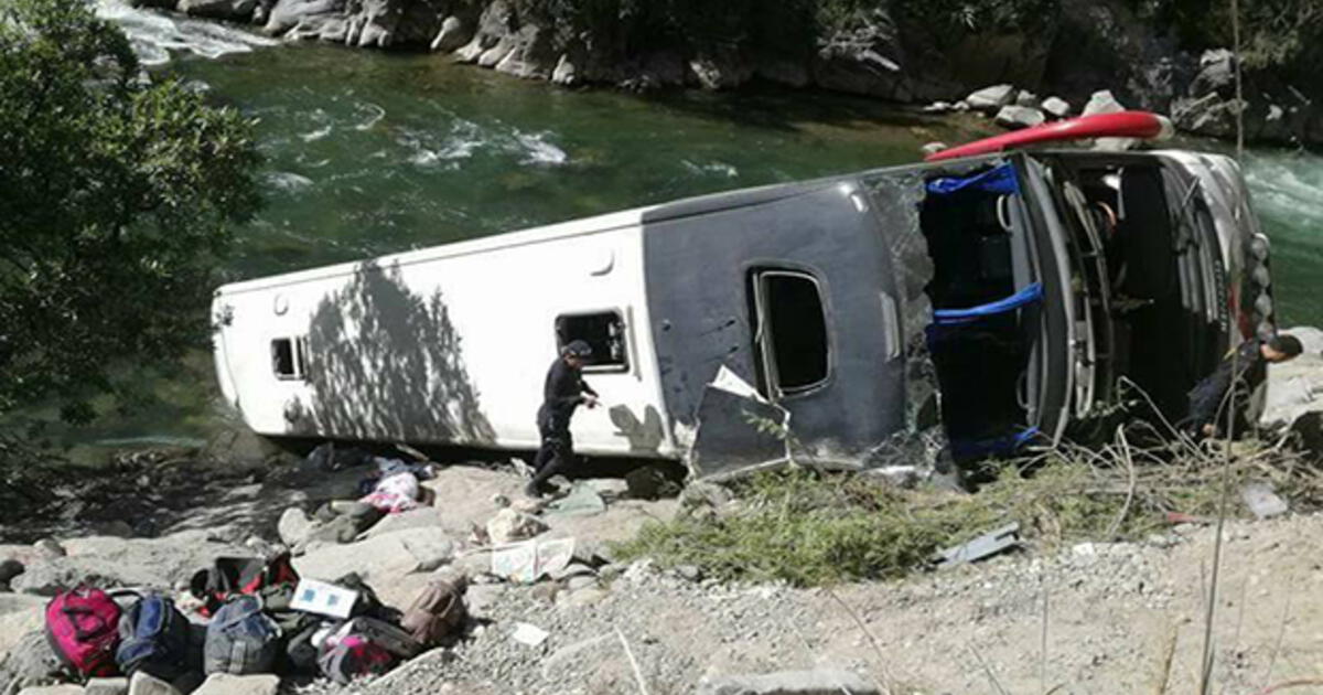 M S De Muertos Tras Despiste De Bus En Apur Mac Video Sociedad