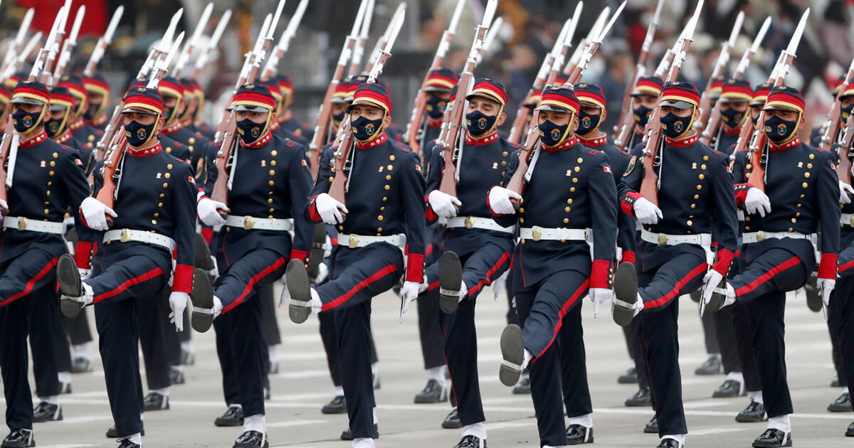 Gran Parada Militar por el Bicentenario del Perú historia y origen por