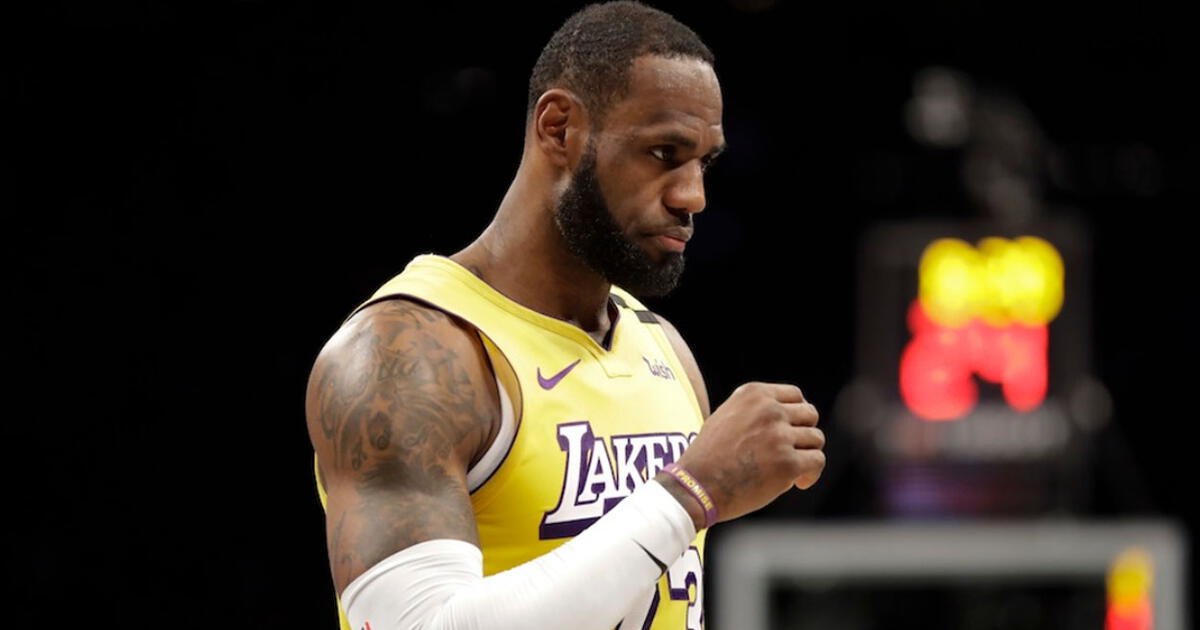 Lebron Sale Del Protocolo De Covid Tras Confirmarse Su Falso