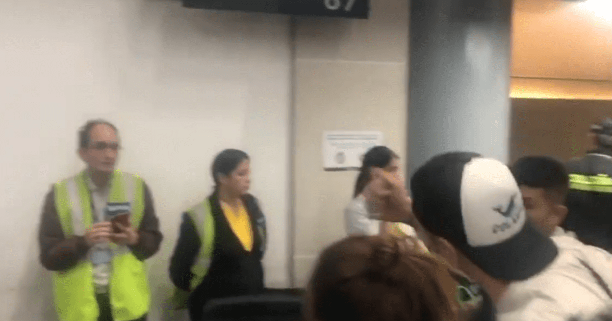 Viva Air Colombia Pasajeros En Aeropuerto El Dorado Quedaron Varados