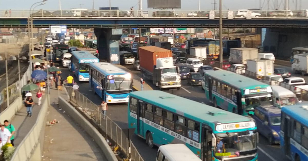 Lluvias En Lima V A Evitamiento Qu Tramo Est Cerrado Por