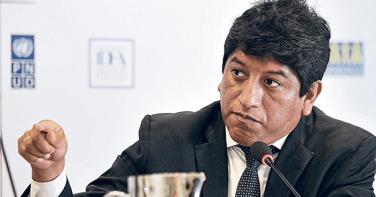 Defensor del Pueblo Josué Gutiérrez cobró más de 140 000 soles como