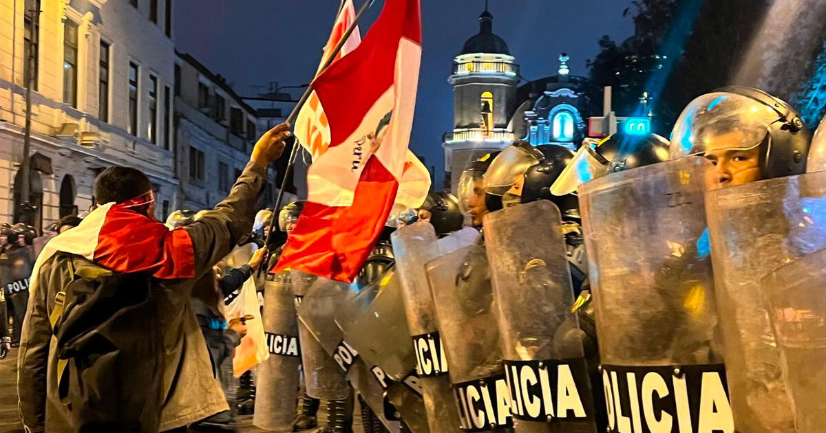 Marcha Nacional Testigo Narra La Represi N De La Pnp A Manifestantes