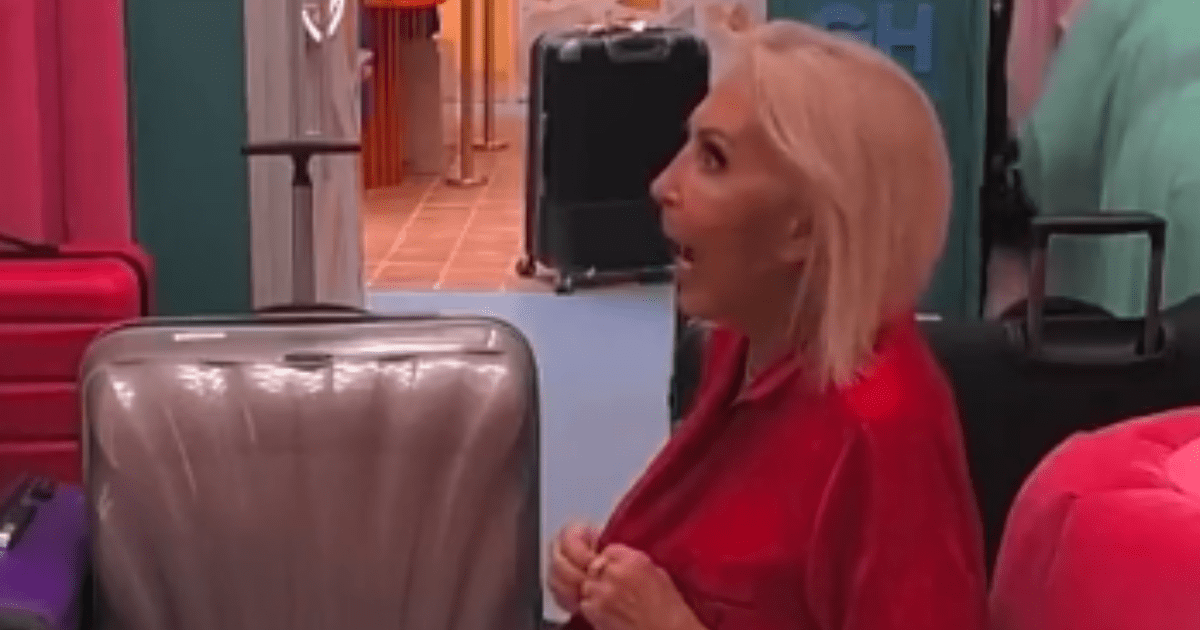 Laura Bozzo Sufre Descuido En Gran Hermano Vip Y Se Desnuda Me