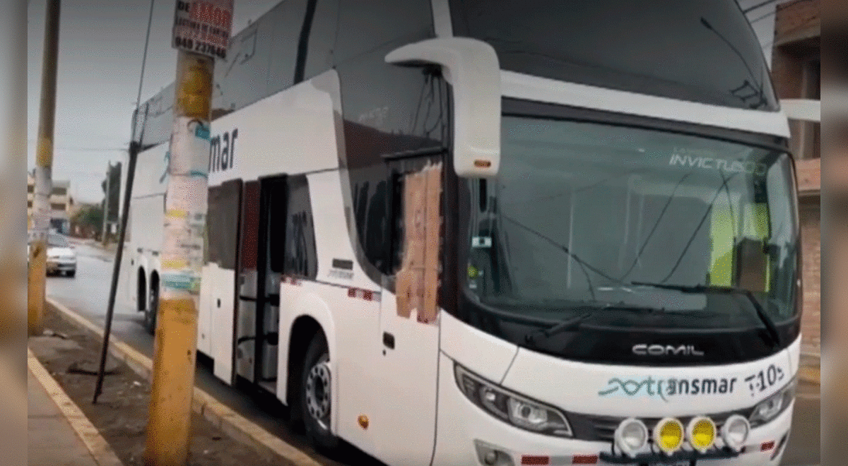 No Nos Queda Ni Un Sol Delincuentes Armados Subieron A Un Bus Y