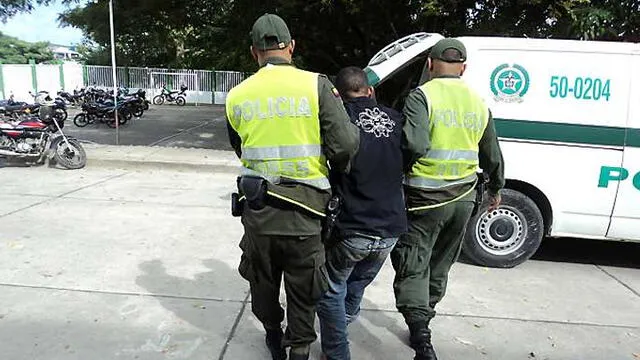 San Juan de Lurigancho PNP sujeto acribilló a sus compañeros después