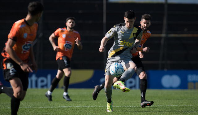 Pe Arol Empat Con Sud Am Rica En La Ltima Fecha Del Torneo