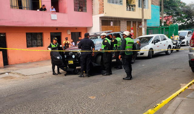 San Juan De Lurigancho Sicarios Asesinan A 2 Personas Cuando