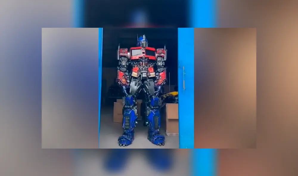 Desliza las imágenes para ver el resultado de este increíble cosplay ‘ultra realista’ de Optimus Prime, personaje de los Transformers. Fotocapturas: dominicdaron/TikTok Desliza las imágenes para ver el resultado de este increíble cosplay ‘ultra realista’ de Optimus Prime, personaje de los Transformers. Fotocapturas: dominicdaron/TikTok