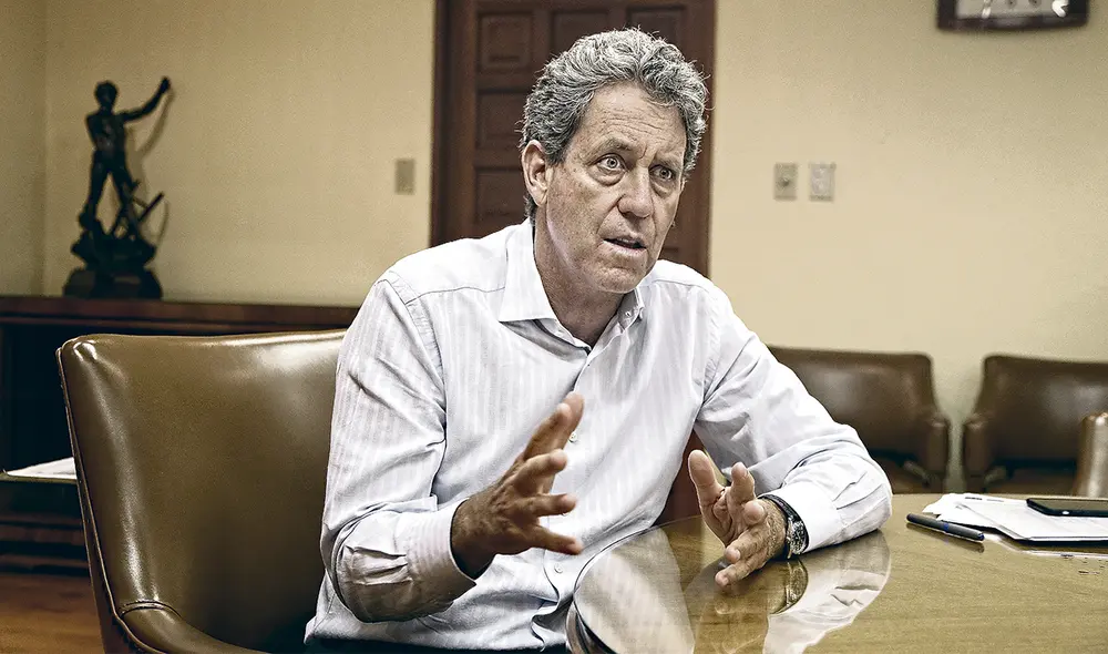 Postura. Thorne Vetter indica que será un reto para el MEF evitar que la inversión pública caiga con el cambio de autoridades. Foto: La República Postura. Thorne Vetter indica que será un reto para el MEF evitar que la inversión pública caiga con el cambio de autoridades. Foto: La República