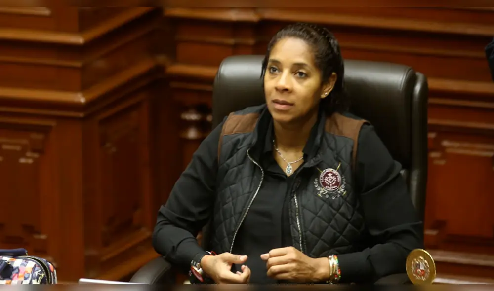 Los 18 congresistas que rechazaron acusación criminal y blindaron a César Hinostroza