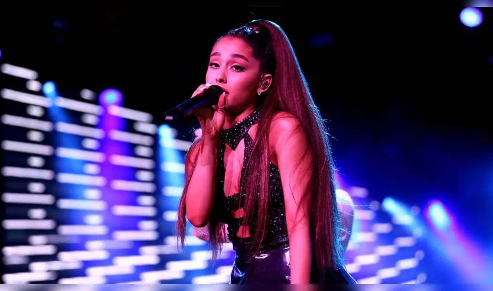 La intérprete decidió dejar de lado su icónico peinado para lucir sus rulos naturales. (Foto: AFP)