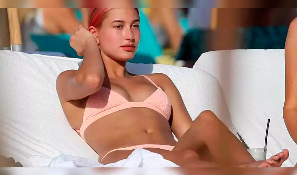 Selena Gomez y Hailey Baldwin en versus de sexys bikinis por el amor de Justin Bieber