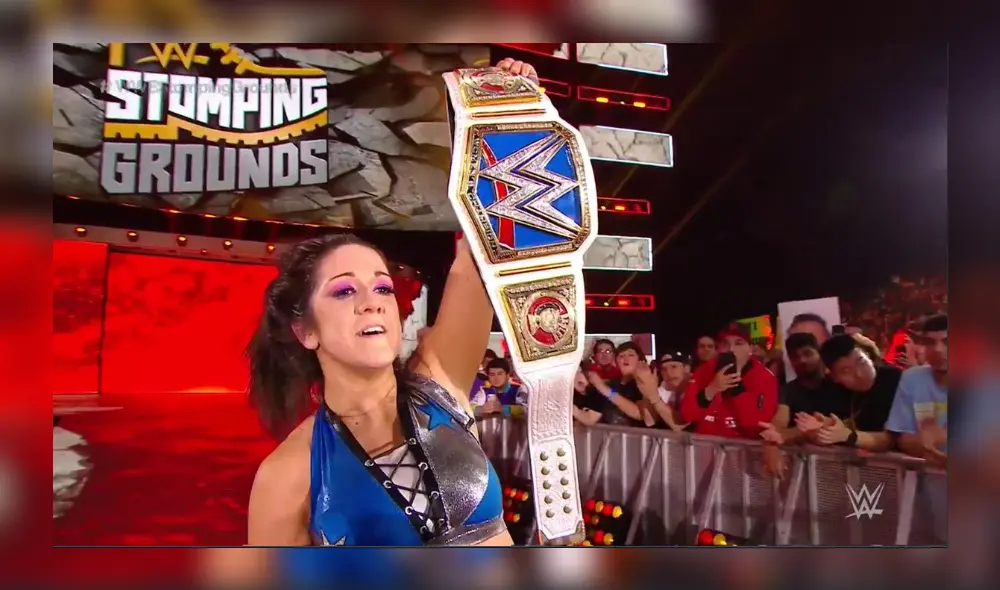 Bayley derrota a Alexa Bliss y retiene el título femenino de SmackDown.