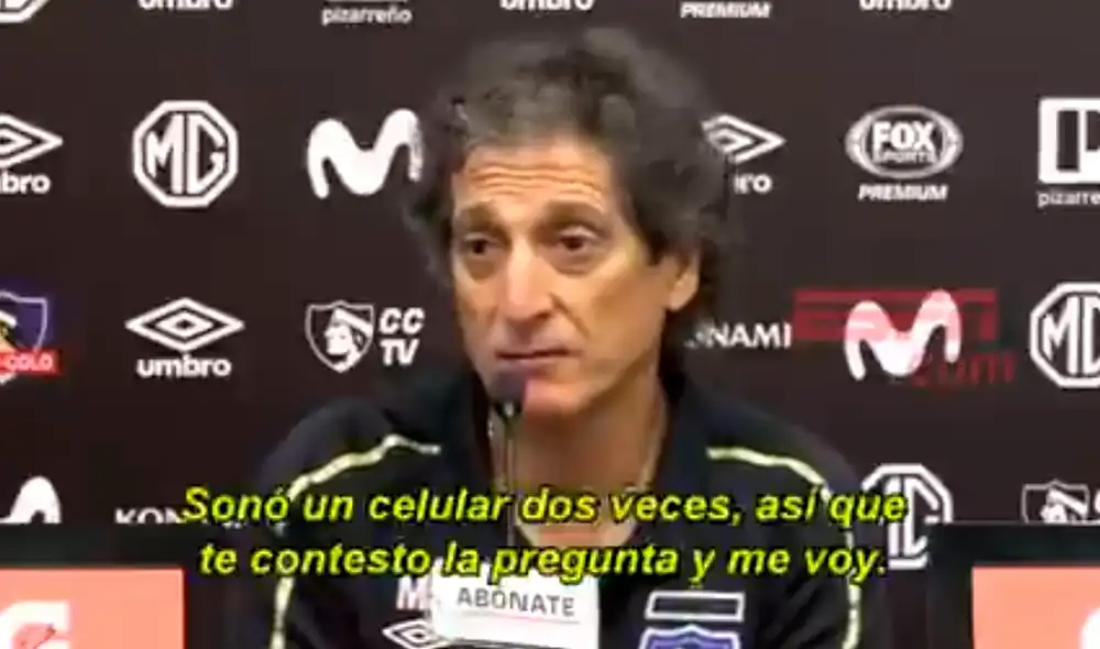 Mario Salas abandonó conferencia de prensa tras sonar un teléfono. Mario Salas abandonó conferencia de prensa tras sonar un teléfono.