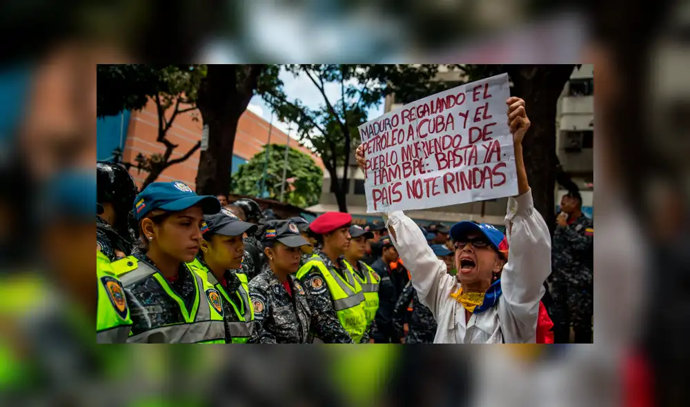 Fuerza policial de Nicolás Maduro detuvo protesta del sector salud Fuerza policial de Nicolás Maduro detuvo protesta del sector salud