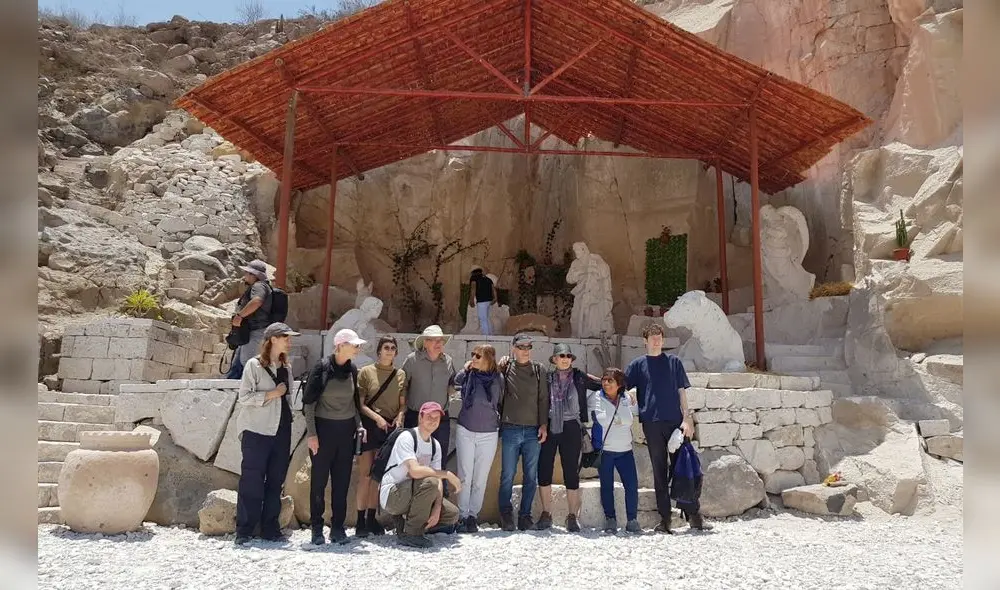 Arequipa. Nacimiento ahora es el principal atractivo para los cientos de turistas que llegan a Añashuayco. Foto: Wilder Pari/URPI Arequipa. Nacimiento ahora es el principal atractivo para los cientos de turistas que llegan a Añashuayco. Foto: Wilder Pari/URPI