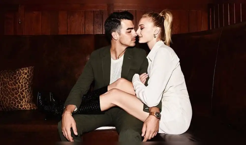 Joe Jonas difundió un clip en el que se ve a su esposa arrodillarse junto a un grupo de manifestantes mientras gritaban a viva voz: “Sin justicia no hay paz”. (Foto: Instagram) Joe Jonas difundió un clip en el que se ve a su esposa arrodillarse junto a un grupo de manifestantes mientras gritaban a viva voz: “Sin justicia no hay paz”. (Foto: Instagram)