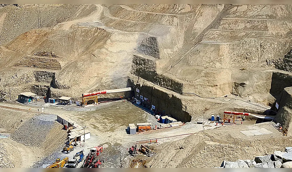 Paralizada. La tercera etapa de Chavimochic lleva casi tres años paralizada. Paralizada. La tercera etapa de Chavimochic lleva casi tres años paralizada.