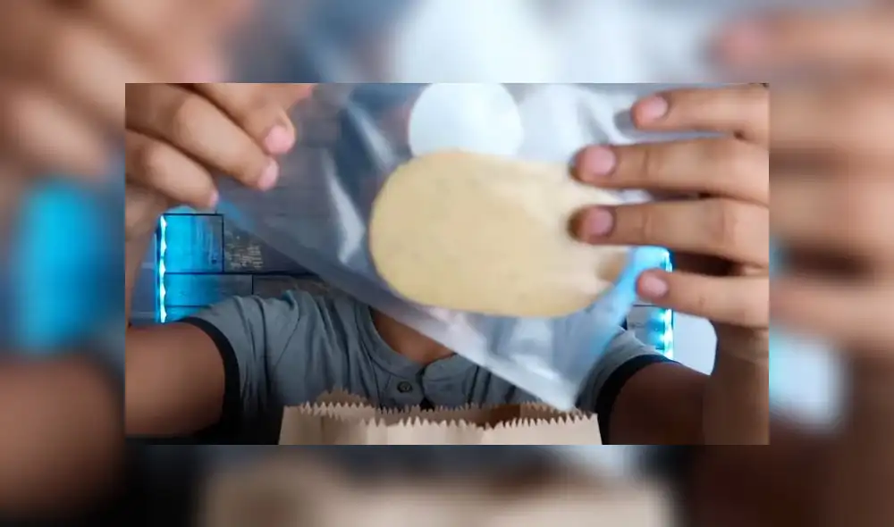 Desliza las imágenes para ver cómo luce este costoso postre vendido en una pastelería peruana. Foto: Desbalanceados/YouTube