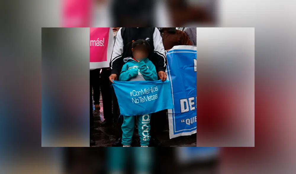 'Con mis hijos no te metas': Colectivo protestó en zona restringida del Congreso [VIDEOS]