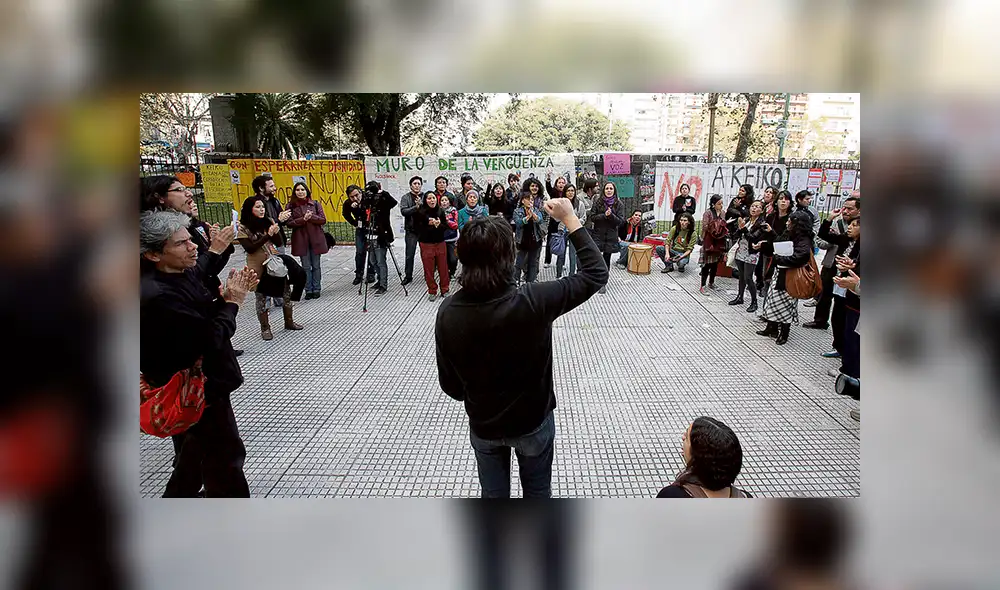 El ‘Bolsonaro argentino’ ataca al migrante peruano