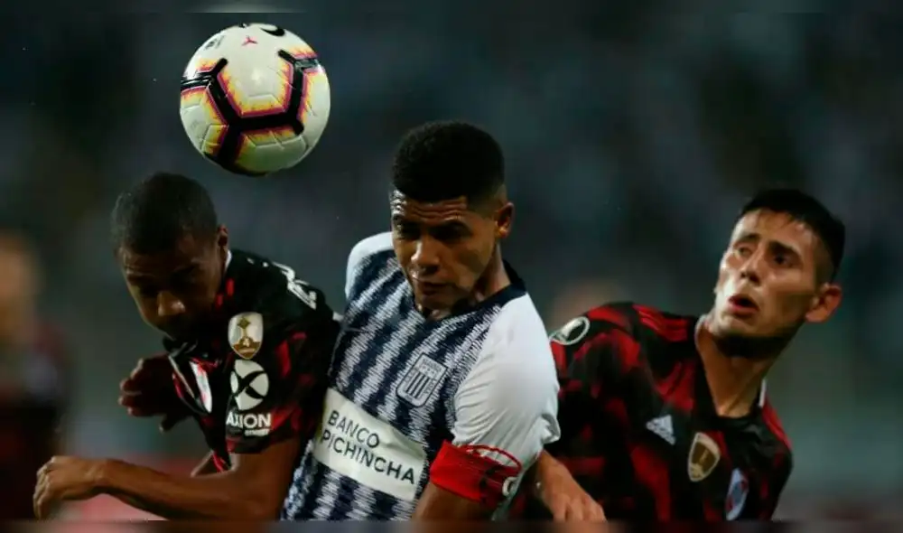 Árbitro del Alianza vs River emite informe perjudicial para los 'blanquiazules'