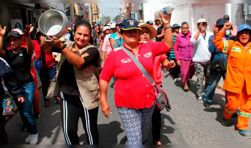Obreros municipales reclaman ser excluidos la Ley del Servicio Civil