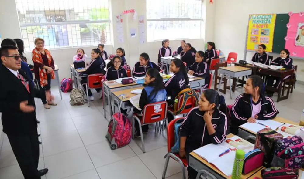 Esta medida será para poder regularizar el año escolar. Esta medida será para poder regularizar el año escolar.