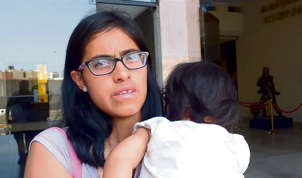 Madre. Mirella Huamán Santiago (22) declaró ante la PNP. Foto: URPI La República