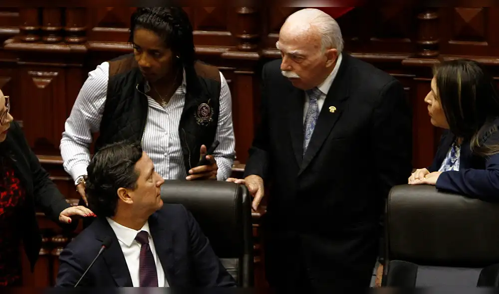 Tubino: Salaverry “no tiene autoridad” para pedir priorizar denuncias contra Chávarry