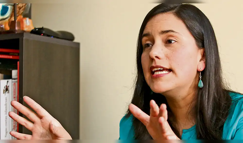 Verónika Mendoza: “Hoy no tenemos partidos, sino franquicias financiadas por empresas como Odebrecht” Verónika Mendoza: “Hoy no tenemos partidos, sino franquicias financiadas por empresas como Odebrecht”