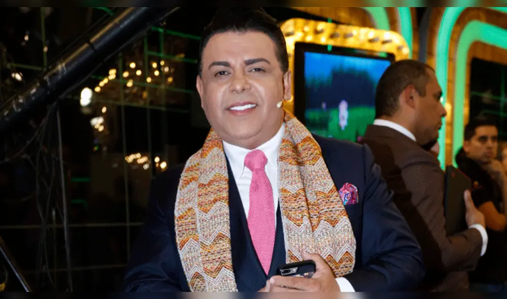 Critican a Andrés Hurtado por exponer a estudiantes de Telesup en su programa de TV