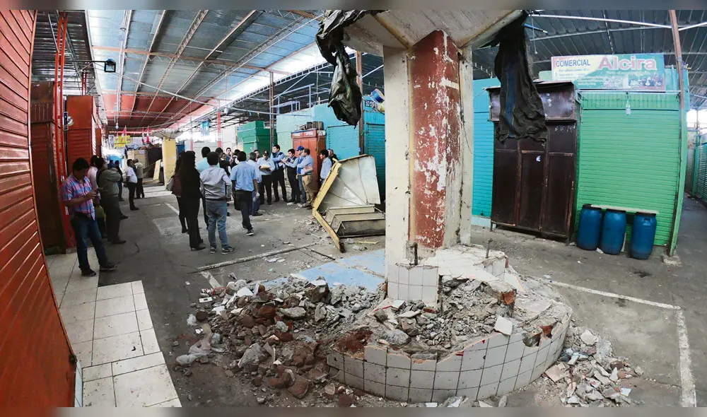 Caso. La comuna ya demolió puestos en setiembre de 2019. Caso. La comuna ya demolió puestos en setiembre de 2019.