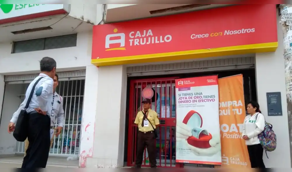 La Libertad: delincuentes roban menos de tres mil soles de Caja Trujillo [VIDEO]