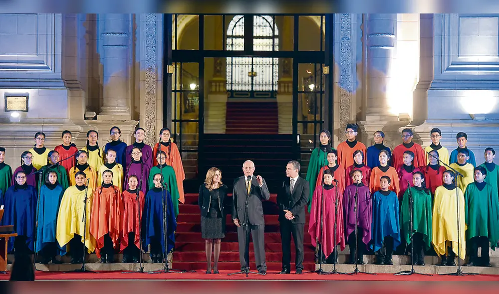 Se inicia concurso para elegir logo y canción del Bicentenario 