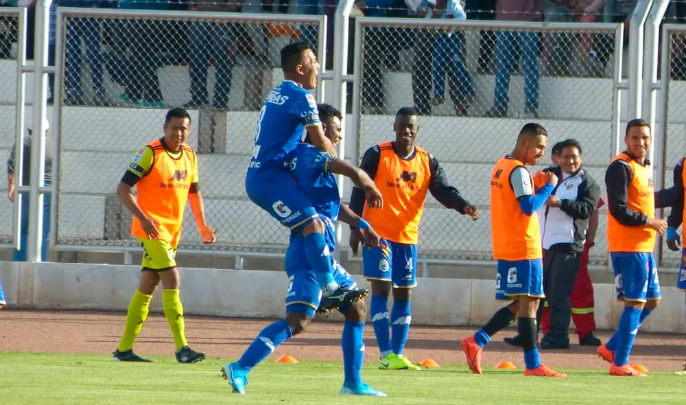 Binacional marcó dos goles en menos de cinco minutos para ponerse al frente. (Créditos: Liga 1)