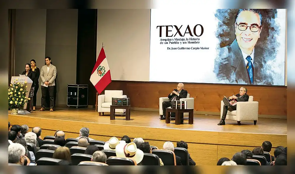 ACTIVIDAD. Familia y universidad presentaron ayer el libro. Fecha coincidió con su onomástico.