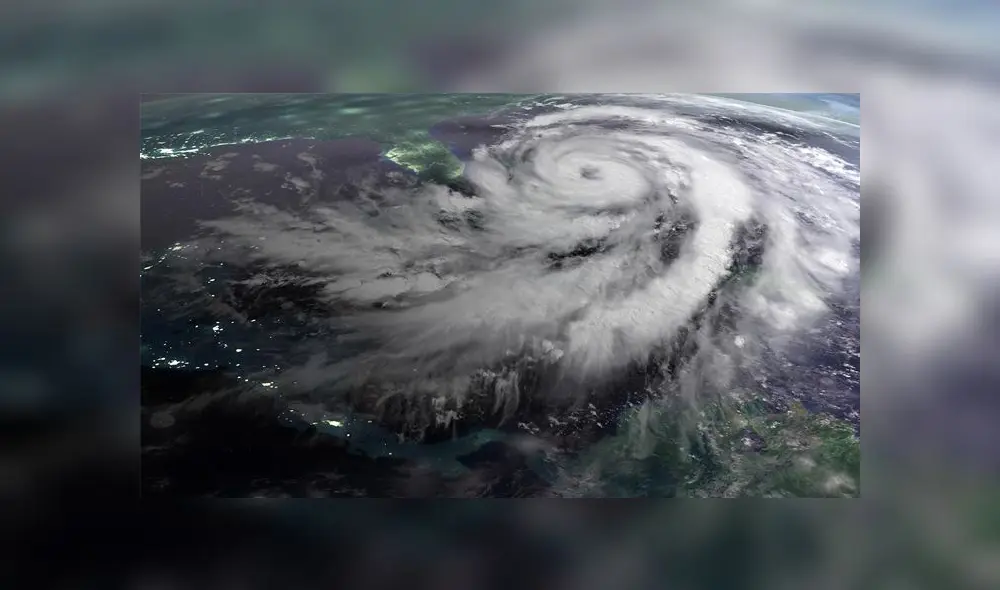 Huracán Lorenzo alcanzó la categoría cuatro, según el Centro Nacional de Huracanes de Estados Unidos. Foto: Referencial Huracán Lorenzo alcanzó la categoría cuatro, según el Centro Nacional de Huracanes de Estados Unidos. Foto: Referencial