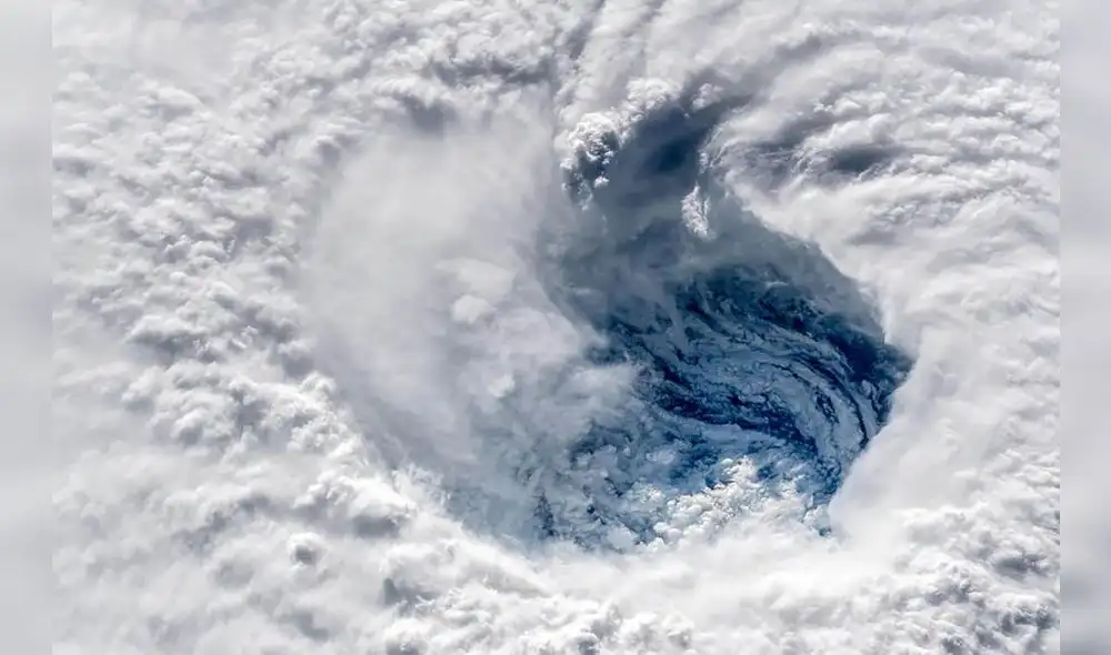 Máxima alerta en Estados Unidos: así se ve el huracán Florence desde el espacio [FOTOS Y VIDEO]