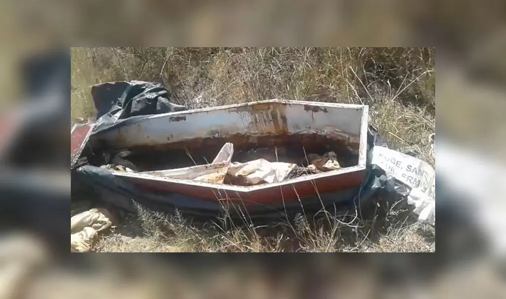 Las autoridades se llevaron el ataúd para hacer las investigaciones correspondientes. Las autoridades se llevaron el ataúd para hacer las investigaciones correspondientes.